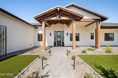 New construction Single-Family house 1650 W Lucky Ln, Queen Creek, AZ 85144 - image