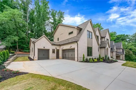 New construction Single-Family house 1865 Winchester Trl, Atlanta, GA 30341 - image