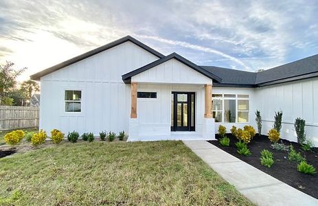 New construction Single-Family house 1226 Shorecrest Circle, Clermont, FL 34711 - photo 0