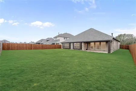 New construction Single-Family house 1240 Amberwood Ln, Red Oak, TX 75154 plan Caraway - image 4