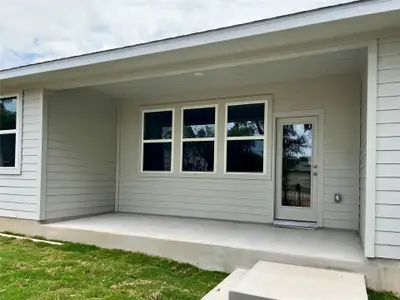 New construction Single-Family house 230 Revere Dr, Kyle, TX 78640 plan The Sparrow - image