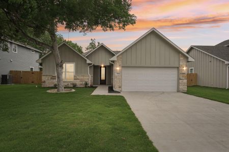 New construction Single-Family house 344 Webb St, Smithville, TX 78957 - image