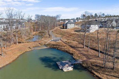 New construction Single-Family house 72 Clear Lake Pkwy, Hoschton, GA 30548 Clay- photo 15 15