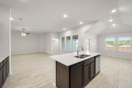 New construction Single-Family house 2637 River Bank Dr, Burleson, TX 76028 plan Dover - image 8