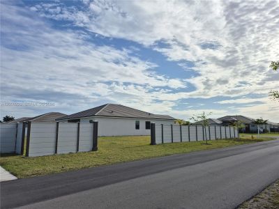 New construction Single-Family house 30772 Sw 192Nd Ct, Homestead, FL 33030 - image