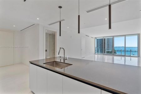 New construction Condo house 300 Biscayne Blvd Wy, Unit 903, Miami, FL 33131 - image