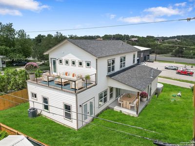 New construction Single-Family house 408 Canyon Cir, Canyon Lake, TX 78133 - image