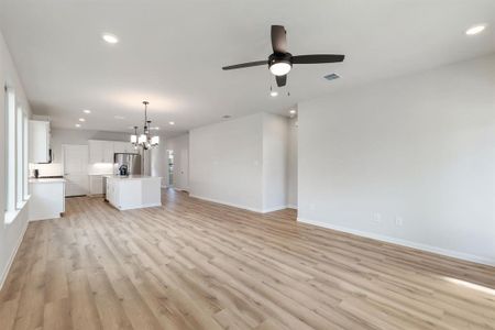 New construction Single-Family house 1847 Cole Rd, Van Alstyne, TX 75495 plan 3207 - image 18