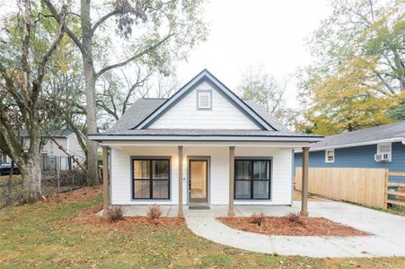 New construction Single-Family house 824 W Broad Street, Griffin, GA 30223 - photo 0