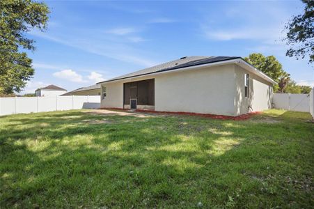 New construction Single-Family house 1010 Mayfair Pl, Kissimmee, FL 34758 - image 3