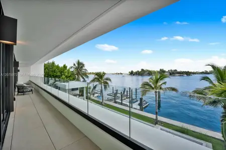 New construction Single-Family house 375 N Hibiscus Dr, Miami Beach, FL 33139 - image