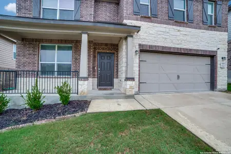 New construction Single-Family house 15323 Danae Bnd, San Antonio, TX 78245 null- photo 0 0