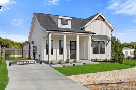 New construction Single-Family house 1118 Thicket Trl, Granbury, TX 76048 - image
