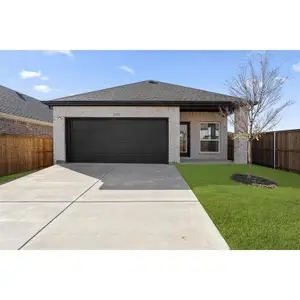 New construction Single-Family house 8113 Twin Creek Trl, Rowlett, TX 75089 plan Livingston R - image