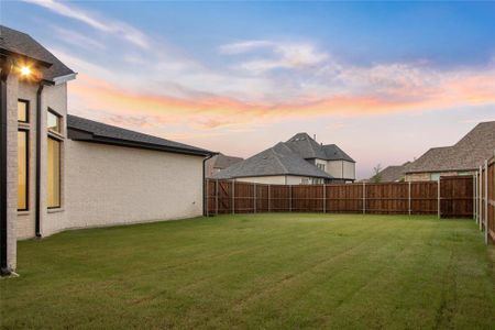 New construction Single-Family house 1810 Granite Range Lane, Arlington, TX 76005 - photo 33 33