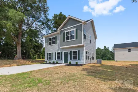 New construction Single-Family house 810 Wesley Dr, Statesville, NC 28677 - image