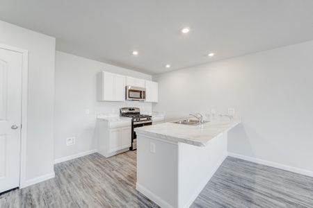 New construction Single-Family house 1197 Clover Ct, Chandler, TX 75758 plan Adams - image 6