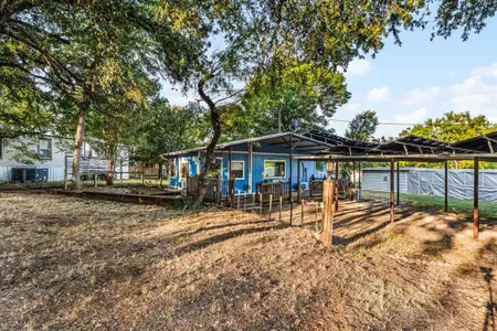 New construction Single-Family house 391 Gina Cir, Granbury, TX 76049 - image