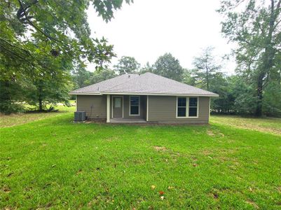 New construction Single-Family house 94 North Forest Drive, Huntsville, TX 77340 - photo 9 9