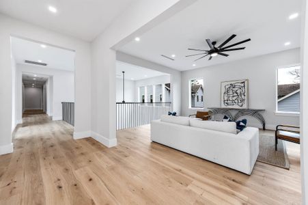 New construction Single-Family house 408 W 30Th St, Houston, TX 77018 - image 17