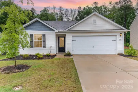 New construction Single-Family house 3138 Maple Ridge Dr, Gastonia, NC 28052 null- photo 0