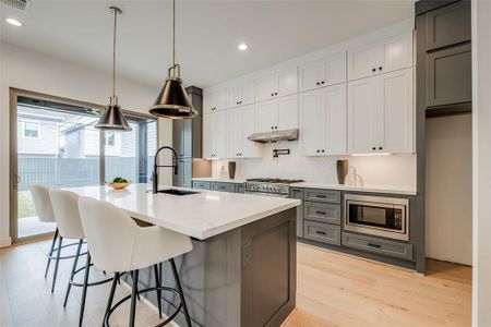 New construction Single-Family house 2213 Whitney St, Houston, TX 77006 null- photo 14 14