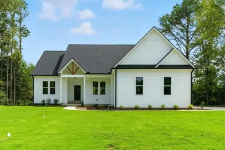 New construction Single-Family house 1 Mountain Chase Rd, Rome, GA 30165 - image
