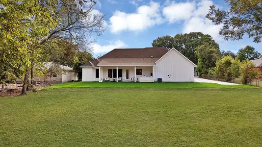 New construction Single-Family house 242 Oakwood Dr, Lancaster, TX 75146 - image