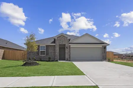 New construction Single-Family house 305 Robin St, Angleton, TX 77515 null- photo 0