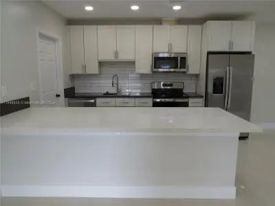 New construction Duplex house 1671 Sw 44Th Ter, Fort Lauderdale, FL 33317 null- photo 21 21