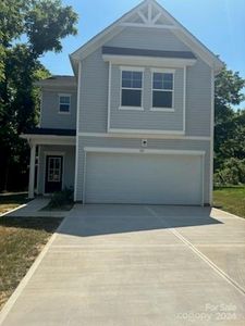 New construction Single-Family house 631 S Elm Street, Statesville, NC 28677 - photo 0