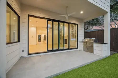 New construction Single-Family house 1119 Willard St, Houston, TX 77006 - image 4