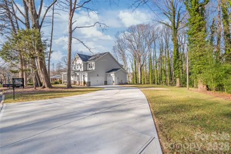 New construction Single-Family house 553 W Lowrance Ave, Mooresville, NC 28115 - image