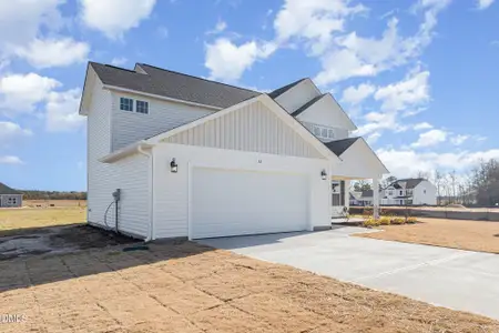 New construction Single-Family house 32 Littlefield Ln, La Grange, NC 28551 - image
