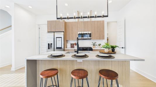 New construction Single-Family house 2424 Freeman St, Houston, TX 77009 - image 8