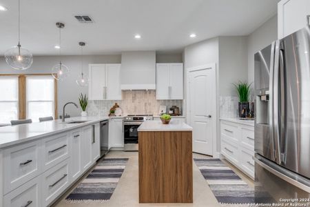 New construction Single-Family house 1012 N Cherry St, San Antonio, TX 78202 null- photo 10 10