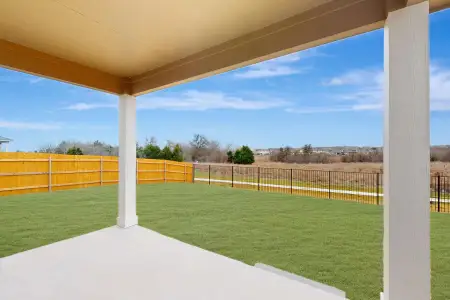 New construction Single-Family house 19913 Schatz Wy, Manor, TX 78653 plan Hawkins - Smart Series - image 2