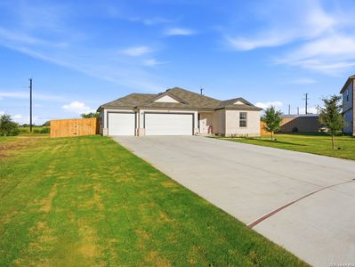 New construction Single-Family house 12407 Autumn Wy, Atascosa, TX 78002 plan Ellsworth - image