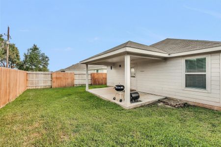 New construction Single-Family house 332 Riverwood Village Ln, Sealy, TX 77474 - image