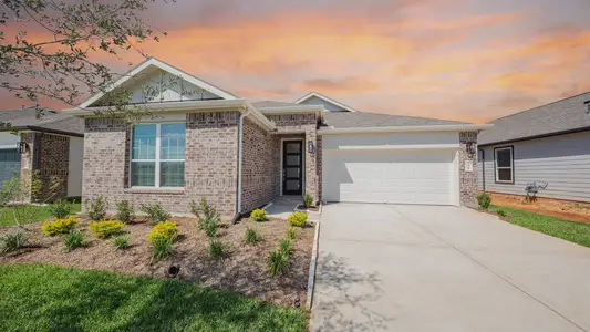 New construction Single-Family house 3033 Mustang Grove Wy, Brookshire, TX 77423 plan The Benbrook - image 2