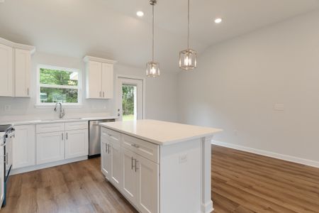 New construction Single-Family house 6107 Mildred'S Wy, Crestview, FL 32539 plan Adeline - image 9