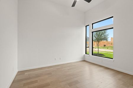 New construction Single-Family house 25426 Schmidt Dr, Katy, TX 77493 plan Stonehenge - image 12
