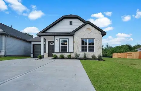 New construction Single-Family house 11869 E Gate Dr, Willis, TX 77318 plan Sycamore - image