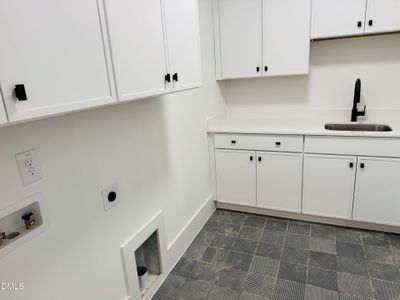 New construction Single-Family house 126 Black Bear Ct, Chapel Hill, NC 27516 - image 6