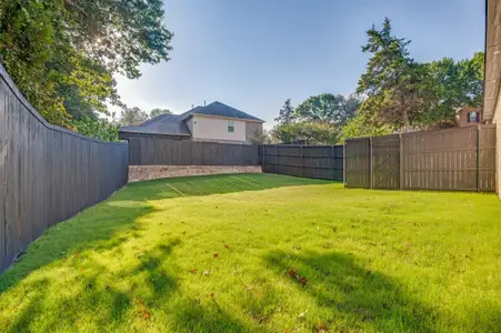 New construction Single-Family house 1700 Carriage Creek Dr, DeSoto, TX 75115 - image