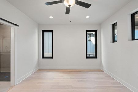 New construction Single-Family house 711 N Paleface Ranch Rd, Unit 7, Spicewood, TX 78669 - image 8