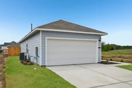 New construction Single-Family house 251 Haywood Mnr, Maxwell, TX 78656 plan Hymeadow 1074 - image