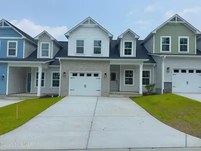 New construction Single-Family house 551 Timbercrest Cir Se, Bolivia, NC 28422 plan 1807 Townhome - image