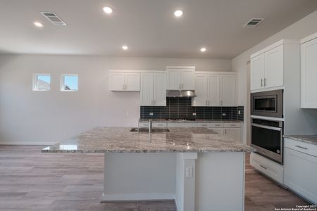 New construction Single-Family house 2240 Sur Ave, New Braunfels, TX 78132 Gruene- photo 10 10