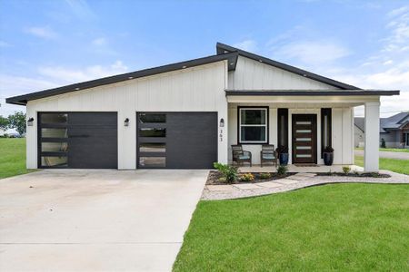 New construction Single-Family house 363 Cross Tie Ranch Rd, Trinidad, TX 75163 - image
